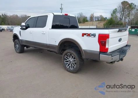 2017 Ford F-250 Lariat из США, поврежденный, VIN 1FT7W2BT4HEF42720
